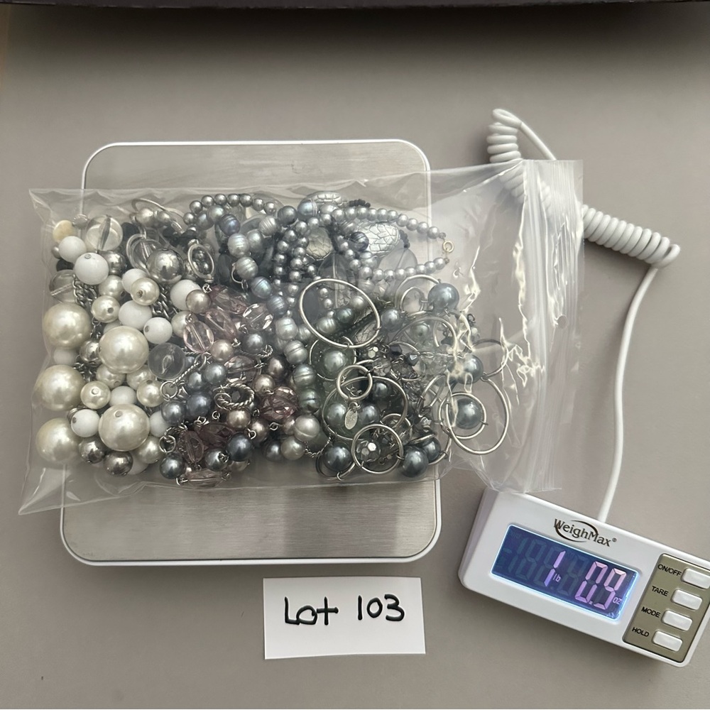 Craft Jewelry Lot 1 lb Beads, Parts, Repurpose, Upcycle, Create for Crafters 103 - Picture 3 of 3